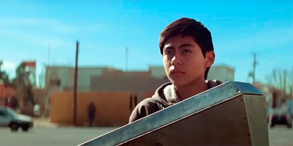 La caja, Lorenzo Vigas, violento robo, figura paterna, maquilas