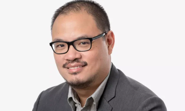 Film Critic Justin Chang Wins a Pulitzer