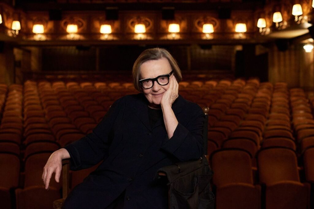 wee42T3J “Nothing Is Final With Kafka”: Agnieszka Holland on 'Franz' and Rehumanising a Legend