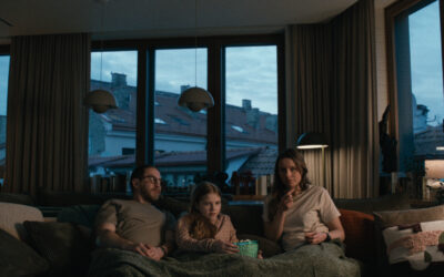 How to Divorce During the War